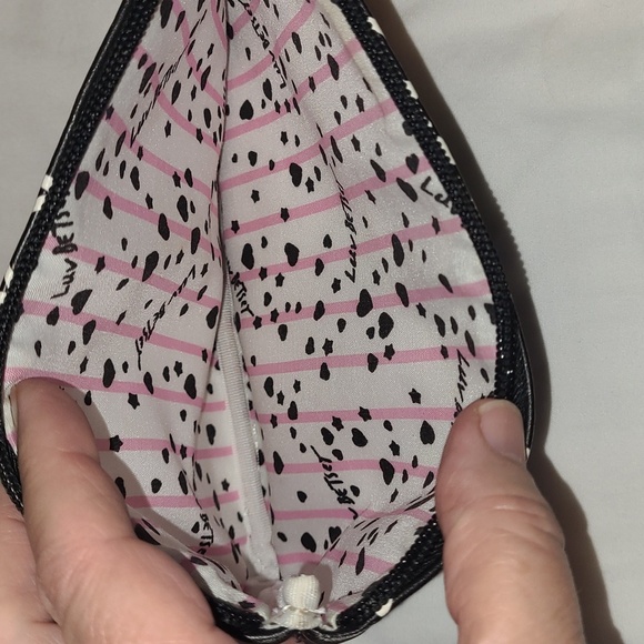 Betsey Johnson Luv Betsy Crossbody - Picture 9 of 11